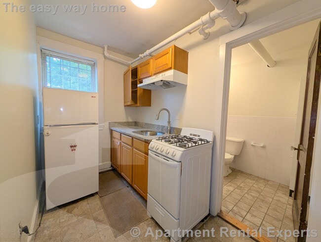 Building Photo - 155 Summer St