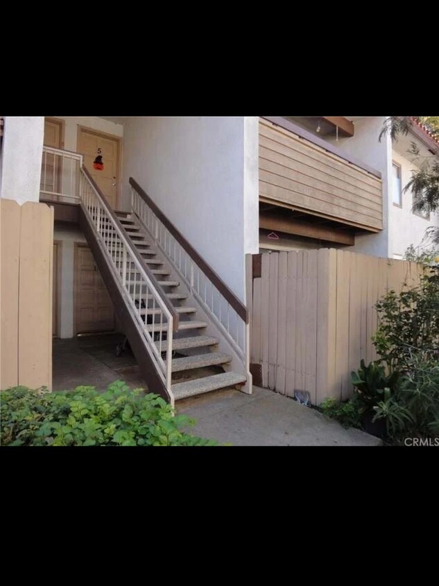 Primary Photo - 2521 W Sunflower Ave