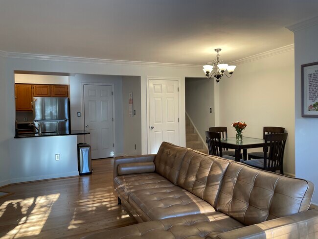 Foto del edificio - 12134 Salemtown Dr