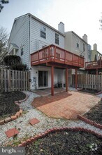 Building Photo - 6627 Briarleigh Way