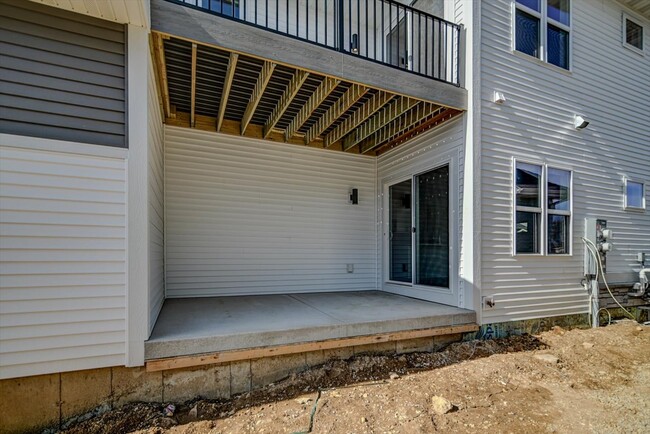 Building Photo - 4831 Suelo Rd