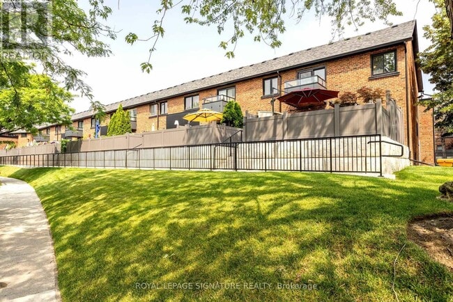 Building Photo - 51-51 Broadfield Dr