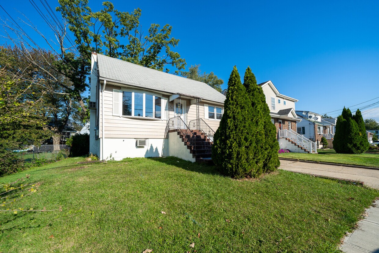 60 Prospect Ave, Little Ferry, NJ 07643 Apartments Little Ferry, NJ