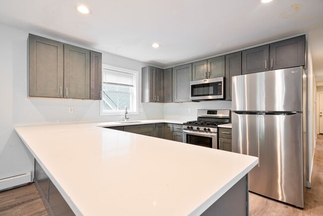 Photo - 174-176 Alabama Ave Apartment