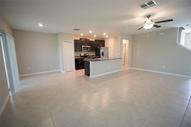 Foto del edificio - 7212 Spring Snowflake Ave