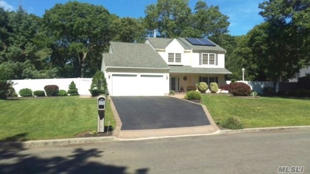 Primary Photo - 4 Colby Dr