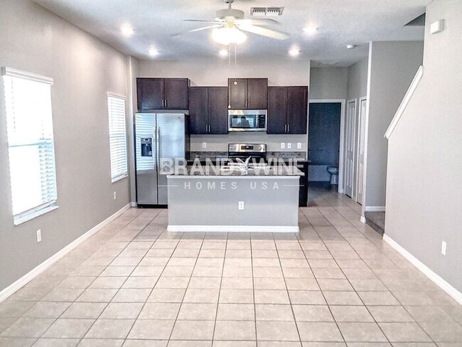 Building Photo - MOVE IN SPECIAL - $1500 off APRIL Rent - M...