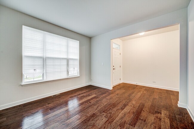 Building Photo - 12740 Timber Wood Cir