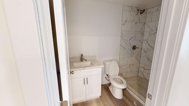 Interior Photo - Lindblade Lofts