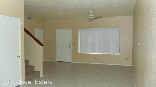 Building Photo - 3 br, 2.5 bath House - 2969 N Oregon St.  ...