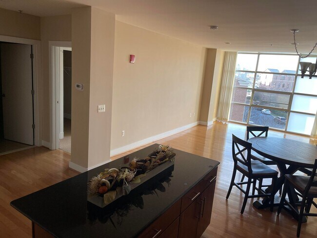 Foto del edificio - *Ask us about our Move-In Specials* Luxury...