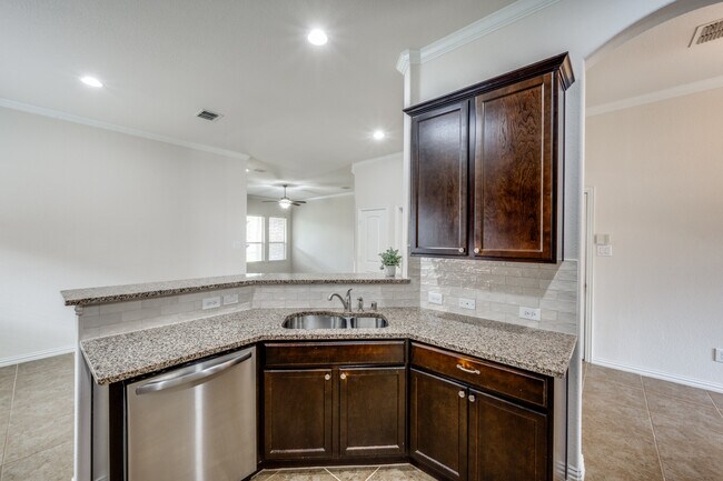 Building Photo - 1333 Zanna Grace Way
