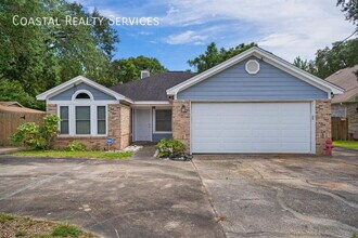 Building Photo - 318 Pelham Rd