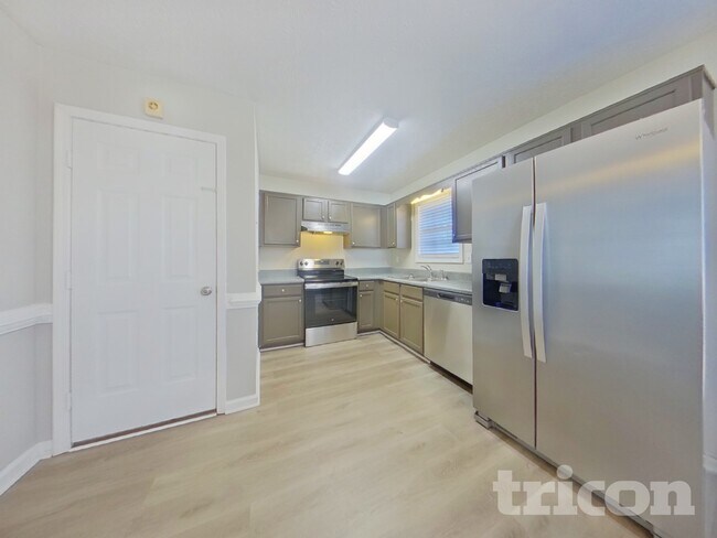 Foto del edificio - 27 Fairview Way