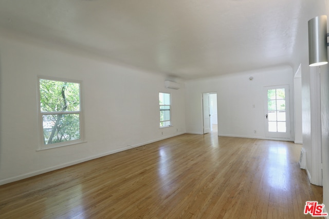 Building Photo - 2528 Kenilworth Ave