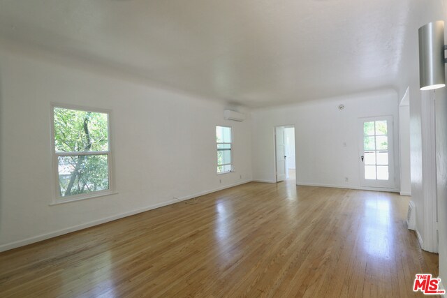 Foto del edificio - 2528 Kenilworth Ave