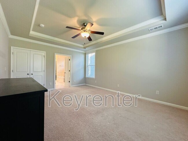 Building Photo - 12183 Inglecrest Ln