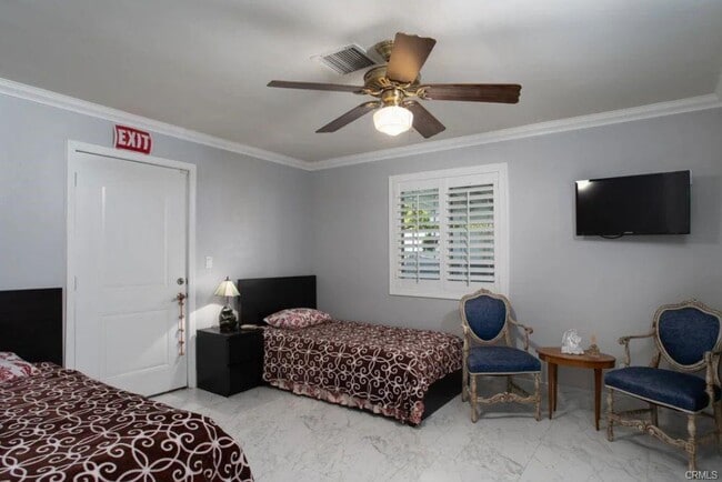 Building Photo - 7001 Van Noord Ave