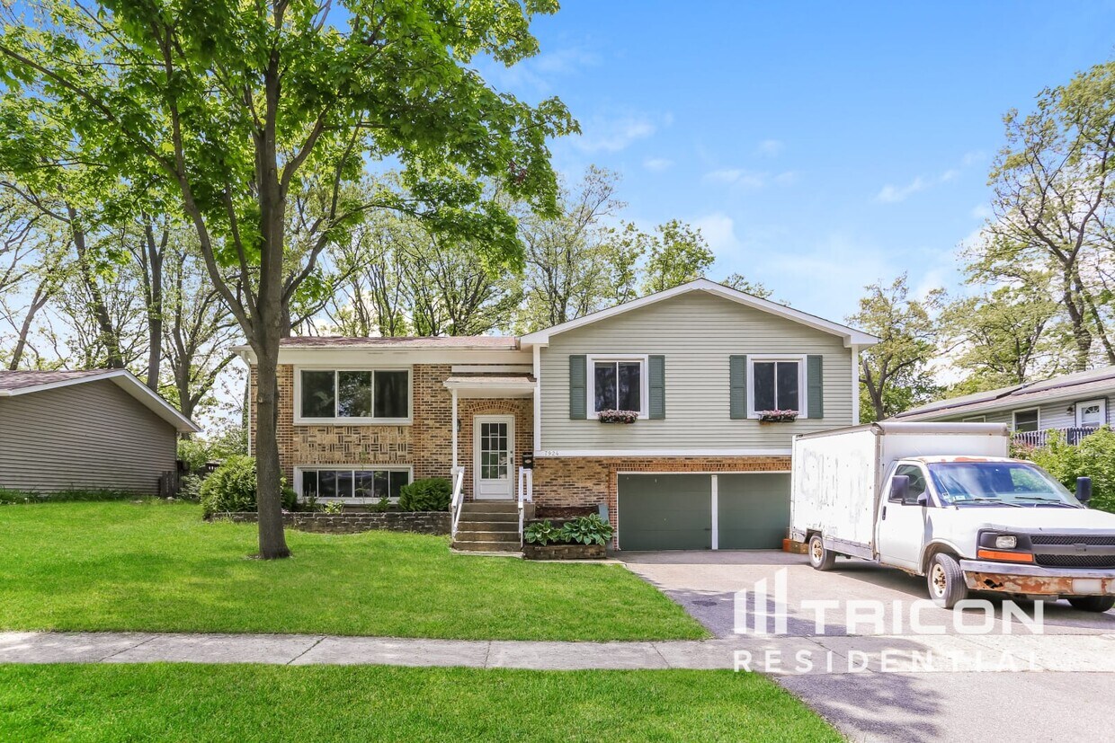 Foto principal - 7924 Oakview Ln