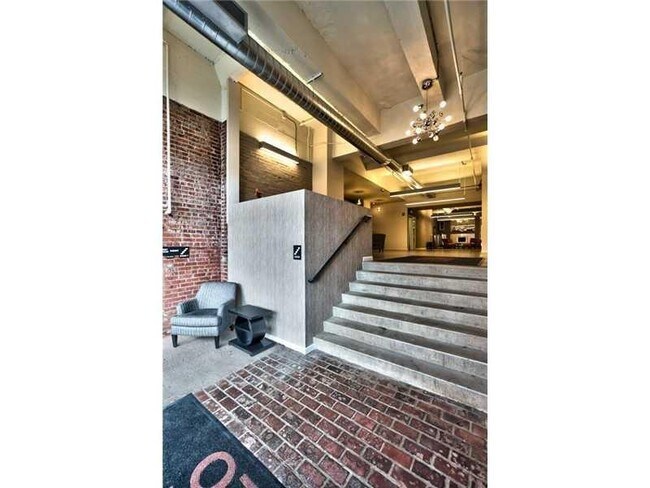 Building Photo - 2434 Smallman St