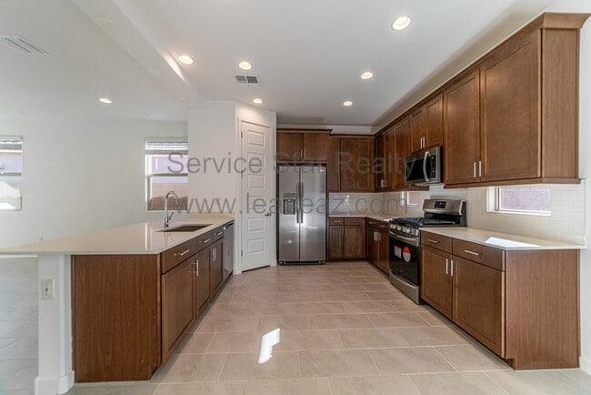 Building Photo - 4344 N 91st Gln
