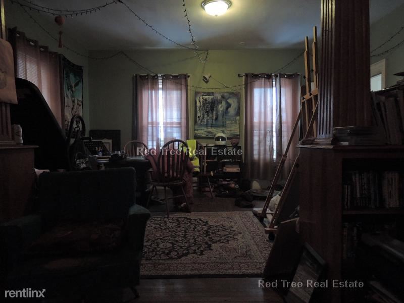 Foto principal - 8 Greylock Rd