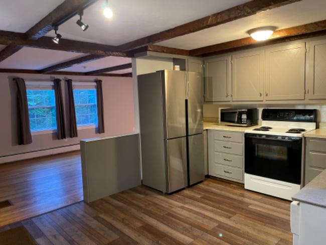 Building Photo - 36 Flutter St