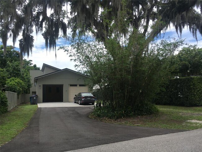 Foto del edificio - 1213 Richmond Rd