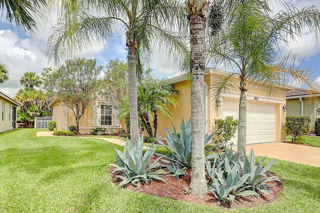 Building Photo - 10015 SW Stonegate Dr
