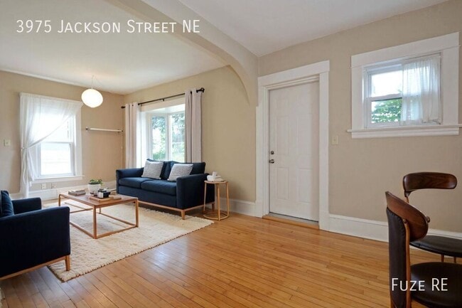 Building Photo - 3975 Jackson St NE