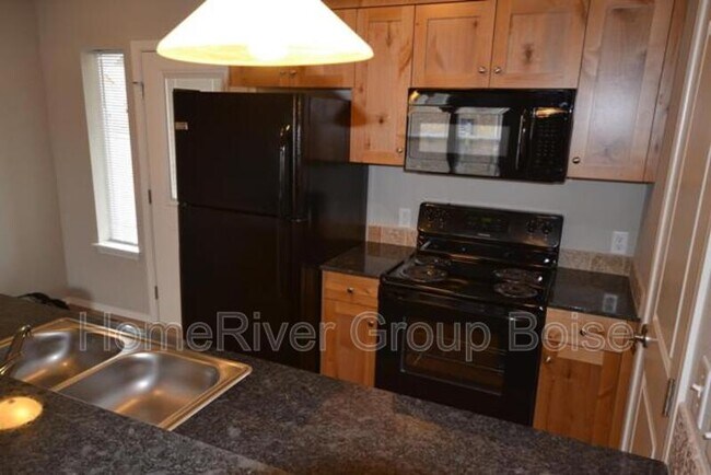 Foto del edificio - 1452 N Allumbaugh St