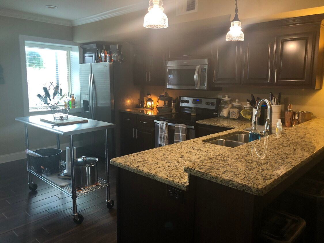 Foto principal - 312 N Montgomery Ave