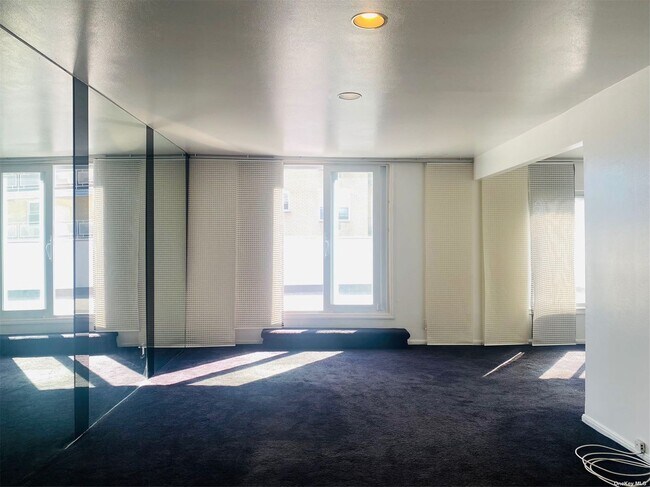 Building Photo - 215-44 23rd Rd