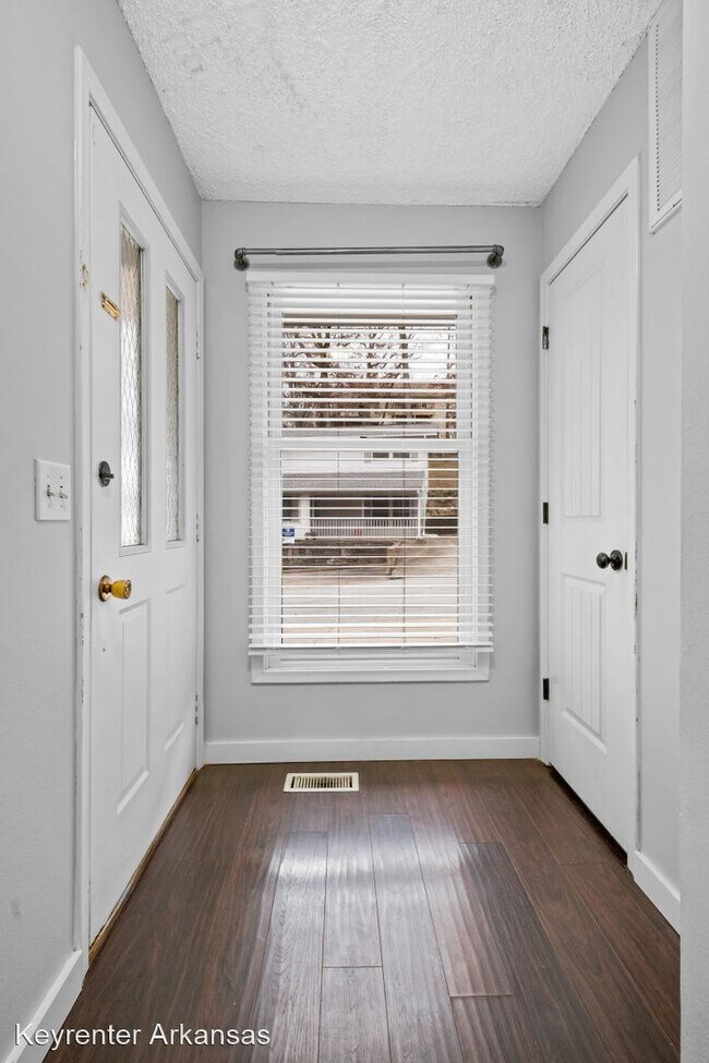 Building Photo - 2 br, 2 bath House - 28 Nantucket Dr