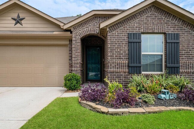 Building Photo - 10138 Pine Trace Village Dr
