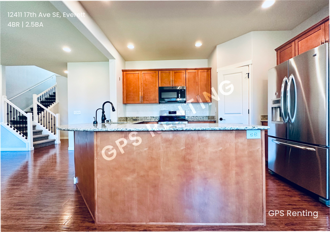 Building Photo - Beautiful 4 Bed, 2.5 Bath, home