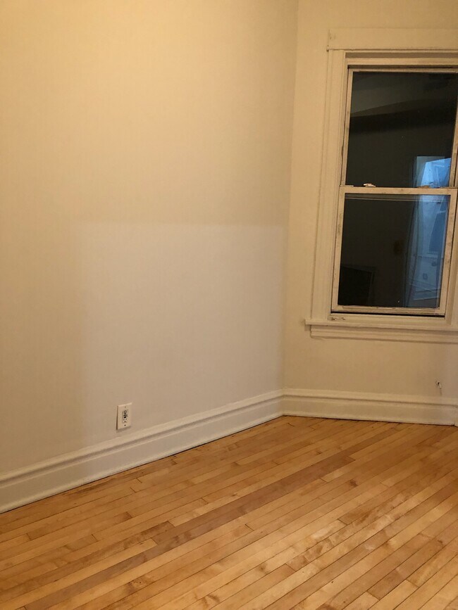 Foto del edificio - 2732 N Fairfield Ave