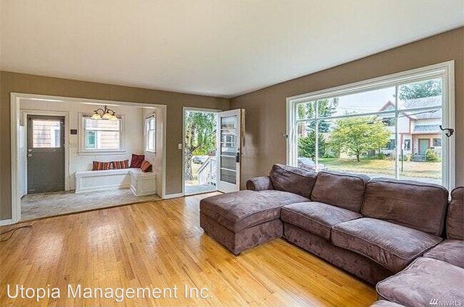 Foto del edificio - 6 br, 2 bath House - 1629 James St.