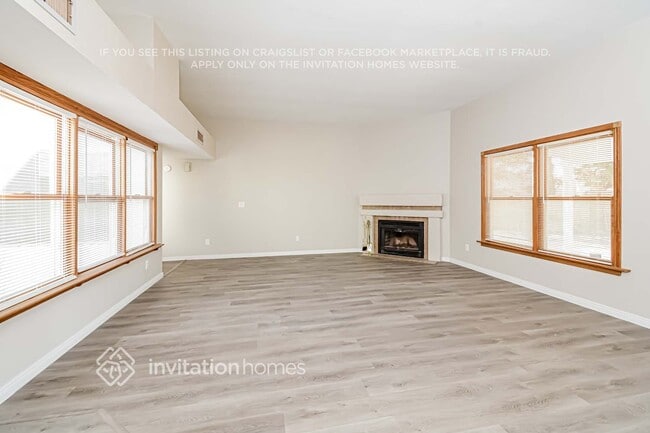 Building Photo - 5439 W North Ln