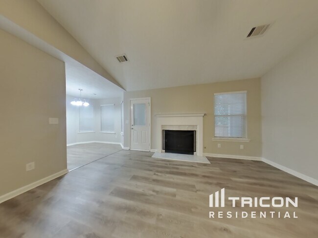 Building Photo - 203 Coldsprings Court McDonough GA