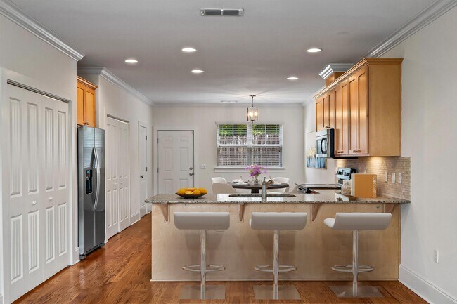 Foto del edificio - 1722 Brush Hill Rd