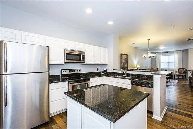 Foto del edificio - 1115 Ilana Ct