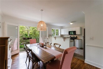 Building Photo - 115 Peachtree Memorial Dr NW