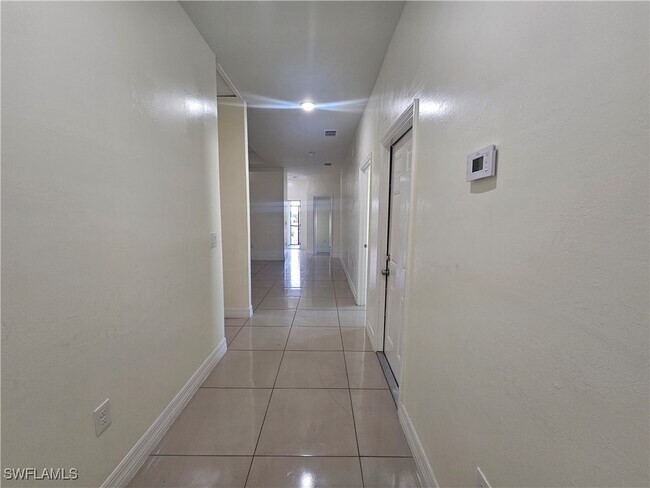 Foto del edificio - 4604 15th St SW