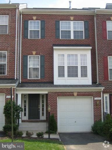 Building Photo - 11445 Fogarty Ct