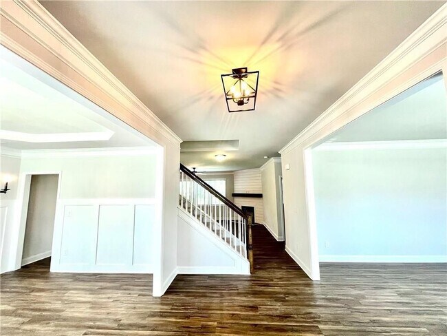 Foto del edificio - 331 Hudson Chase Ct