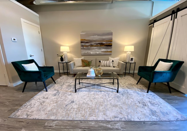 Interior Photo - Burnside
