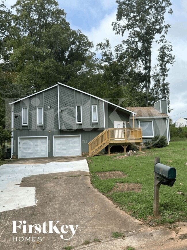 Building Photo - 6532 Mitchell Ln SW
