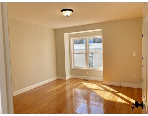 Foto del edificio - 5 W Cottage St