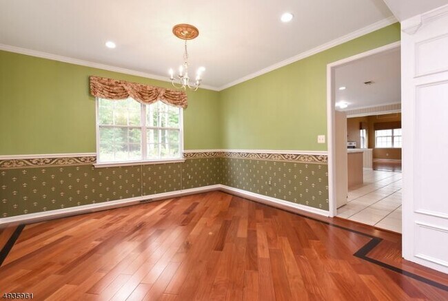 Building Photo - 6 Woodfield Ct